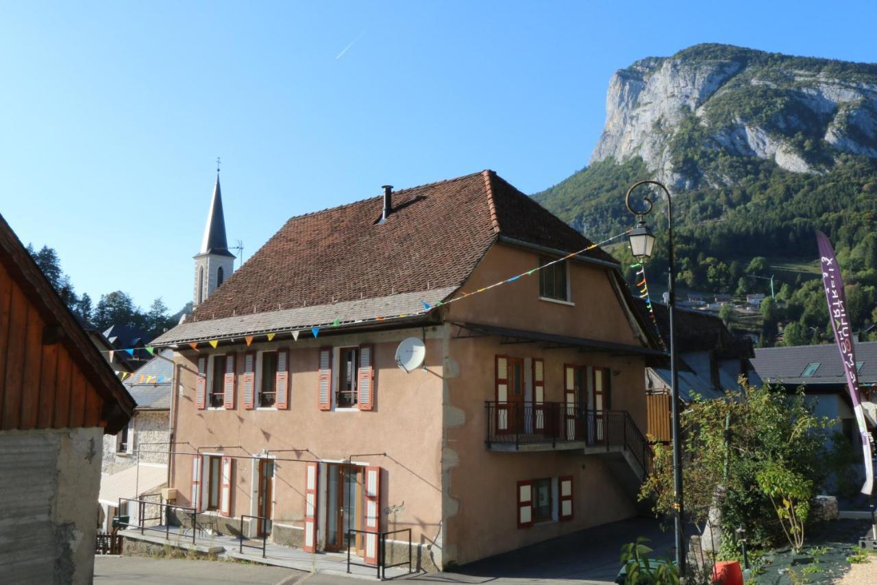 شقة Le Postillon Rez Saint-Pierre-d'Entremont  المظهر الخارجي الصورة